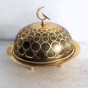 Plat de service en laiton de qualité supérieure, fait main, forme ronde, fournitures hôtelières, chauffe-plat de luxe en laiton - Product Image 3