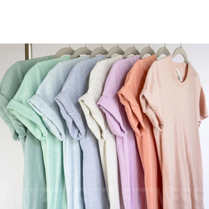 T-shirts en jersey pour homme Bella + Canvas 3001, 100% coton/polyester, coupe ajustée, respirant, manches courtes - Product Image 1