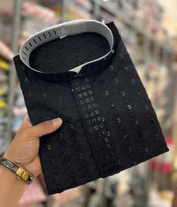 Conjunto de Kurta Larga de Rayón de 14 kg para Mujer al por Mayor con Trabajo de Lentejuelas Chikankari y Pijama de Algodón Raymond - Product Image 5