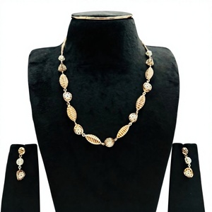 Ensemble de bijoux de luxe en or massif 22 carats, classique, pour mariage et soirée, avec collier et boucles d'oreilles pour femmes - Product Image 1