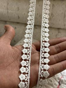 Elegante borde de encaje de algodón adecuado para vestidos, ribetes de dupatta y prendas de diseñador. - Product Image 2