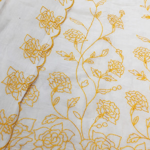 Fabricant de tissu en tulle français africain brodé, exportateur mondial de tissu en dentelle à sequins et perles en maille, Inde - Product Image 3