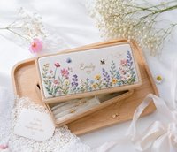 Elegante Marco de Fotos de Madera con Bordado para Decoración del Hogar, para Anillos, Pendientes, Collares, Accesorios, Detalles Artísticos Hechos a Mano