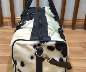 Sac de voyage en cuir de vachette véritable de qualité supérieure, sac de week-end en cuir à poils naturels, sac de voyage de luxe fait main, sac de sport et de gym - Product Image 3