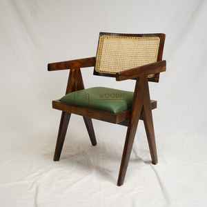 Silla de Comedor Moderna Europea Ecológica de Madera Maciza con Respaldo de Ratán, Asiento Acolchado de Cuero Genuino y Estructura de Madera para Restaurantes al Aire Libre - Product Image 3