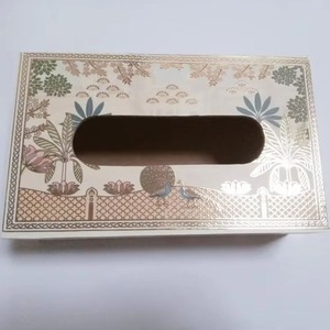 Boîte à mouchoirs imprimée de qualité supérieure Perfect Enterprises - Écologique, durable, portable pour le bureau, la chambre et le salon - Product Image 1