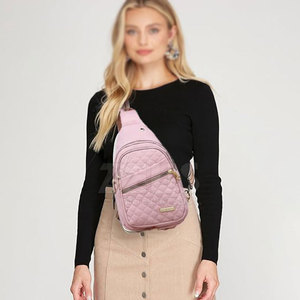 Bolso Bandolera Moderno Minimalista para el Uso Diario y Aventuras al Aire Libre en Venta - Product Image 4