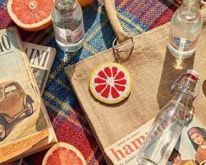 Llaveros Artesanales con Cuentas y Bordados, Elegantes Adornos para Bolsos para Mujeres, Niñas, Fiestas y Ocasiones Especiales - Product Image 2
