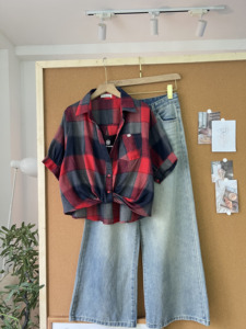 L729959 Women's Oversized Character <b>Long</b> Sleeve Button Chiffon Shirt Casual Standard Fit Vintage Korean Style <b>Top</b> - Product Image 3