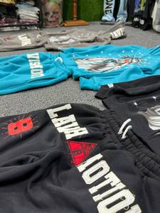 Conjunto de Sudadera con Capucha y Pantalones Deportivos de Forro Polar para Hombre, Personalizado, con Estampado Digital, Tejido de Punto, Grueso, para Todas las Temporadas, Estilo Urbano - Product Image 2