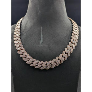 Collar de cadena cubana de diseño con piedras de diamante moissanita, joyería hip hop para hombres y mujeres de Trisha Jewels - Product Image 1