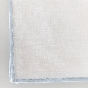 Serviette en lin festonnée de 45 cm/ 18 ", serviette de table en lin, au design de gouttes brodées, serviette de table en lin 100%, carrée - Product Image 3