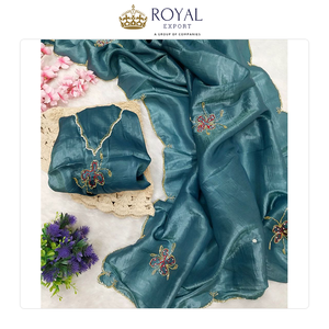 Nouvelle arrivée : Saree indien pour femme, design accrocheur, tissu doux, or froissé, avec travail Khatli fait main, idéal pour les mariages, en vente. - Product Image 5