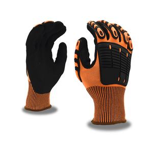 Guantes Elite de Alta Visibilidad para Profesionales de Seguridad que Ofrecen Visibilidad Brillante, Ajuste Cómodo y Sistema de Protección Laboral Mejorado - Product Image 1