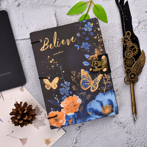 Journal artisanal A5 de qualité supérieure |   Carnet de notes avec fermeture à cadenas, motif floral et papillon, 100 pages, papier pur fait main, cadeau - Product Image 3