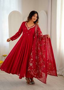 Robe de créateur Khatli en faux georgette avec travail de miroir véritable, bas en micro-coton et dupatta en faux georgette, ensemble prêt-à-porter - Product Image 4