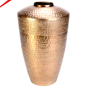 แจกันดอกไม้โลหะลายตอกสีทองตกแต่งบ้านสไตล์โมเดิร์น - Product Image 4