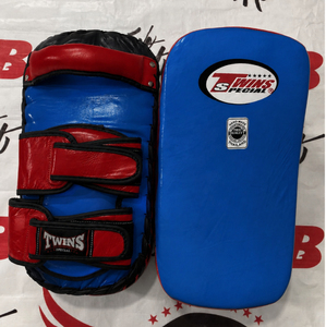 Almohadilla de entrenamiento de boxeo y patadas Trending Twins, escudo de enfoque de cuero de vaca para Muay Thai, equipo de entrenamiento duradero para práctica - Product Image 6