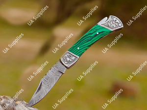 มีดพับเหล็กดามัสกัสทำมือ ด้ามหินมาลาไคต์ ขอบหยัก 7.5 นิ้ว พร้อมปลอกหนัง EDC - Product Image 5