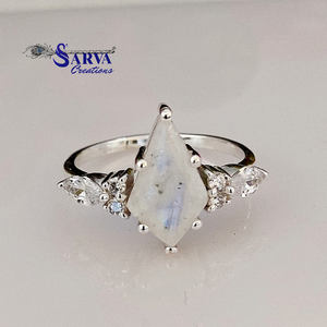 Ensemble de bagues en argent sterling 925 avec pierre de lune naturelle en forme de cerf-volant et accents de zircon cubique, pour mariage et fiançailles - Product Image 4