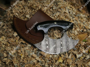 Cuchillo Ulu Premium con Patrón Damasco, Mango de Epoxi, Funda de Cuero, para Camping y Caza, Personalizable, Ambidiestro, Moderno - Product Image 3