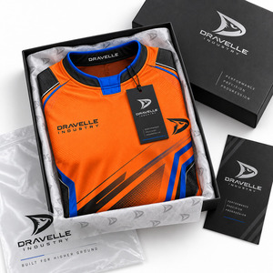 Camiseta de Juego Sublimada con Acentos Azul Rey, Naranja y Negro, Camiseta de Juego con Rayas Geométricas para Hombre - Product Image 5
