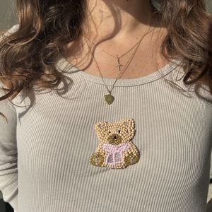 Vente en gros de hauts de gamme pour femmes, brodés de perles, avec un savoir-faire de qualité supérieure et des embellissements décoratifs détaillés - Product Image 6