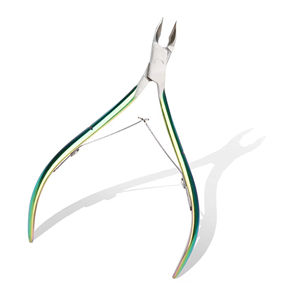 Coupe-cuticules professionnel en acier inoxydable à lame courbée, coupe-ongles à large ouverture, outil durable pour les doigts et les orteils - Product Image 1