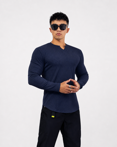 T-shirt en tricot à col en V pour homme, style automne-hiver, gris, manches longues, coupe ajustée, couleur unie, respirant, coton, logo personnalisé ODM - Product Image 3