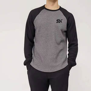 T-shirts Raglan Uniques et Tendance, Confortables, pour l'Été - Product Image 1