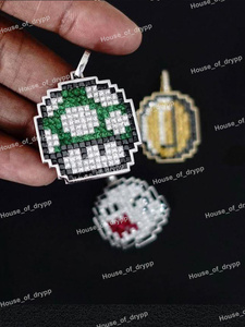 Colgante Único de Plata 925 con Diamante Moissanite, Estilo Hip Hop Inspirado en el Gaming, Joyería Urbana - Product Image 3