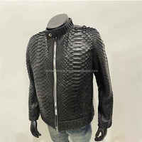 Chaqueta de cuero para hombre personalizada de alta calidad para invierno, ropa informal de color sólido con cuello levantado, nuevo estilo y logotipo en la parte delantera