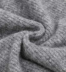 Pull élégant à col en V orné de perles, respirant, pour femme, tricot décoratif chic, idéal pour invitées de mariage - Product Image 2