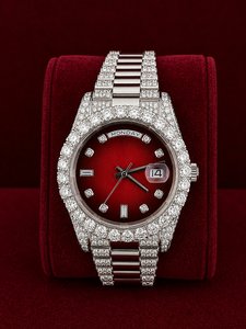 Reloj de Lujo para Hombre con Esfera Roja Sunburst, Diamantes Moissanite, Estilo Hip Hop, Completamente Cubierto de Diamantes, Fecha y Día, Automático, de Acero Inoxidable - Product Image 1