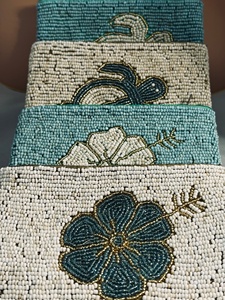 Beaded <b>Coin</b> <b>Purse</b> With Blue Flower Pattern Handmade Bohemian Style Zipper Closure Mini Size cute handmade beaded luxury pouch - Product Image 6