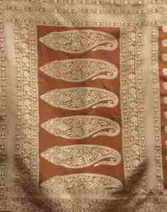 Sari de Seda Marrón con Bordado Zari Dorado, Traje Tradicional Indio para Bodas, para Mujer, Largo hasta el Suelo, Corte Regular - Product Image 6
