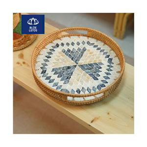 Bandeja de ratán ecológica disponible, segura y limpia, con incrustaciones de concha pura, ideal para decoración de mesas y exhibición de alimentos. Proveedor directo. - Product Image 1
