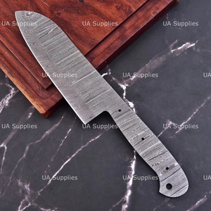 Couteau de Chef Santoku en Acier Damas Fait Main, Lame Vierge, Manche Plein, Couteaux de Cuisine Japonais, Fourniture de Matériaux, Vente en Gros, Meilleur Prix - Product Image 4