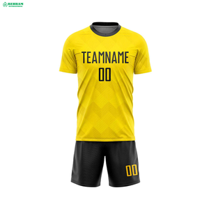 Maillot de football de haute qualité, ensemble complet, tissu sublimé à séchage rapide, tenue de football personnalisée avec design sur mesure et option OEM - Product Image 3