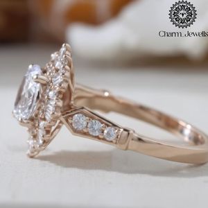 Bague de fiançailles Charm_Jewells en or rose avec moissanite taille coussin, sertissage à griffes en forme de fleur, certifiée IGI, 3 g, style classique pour femme - Product Image 4