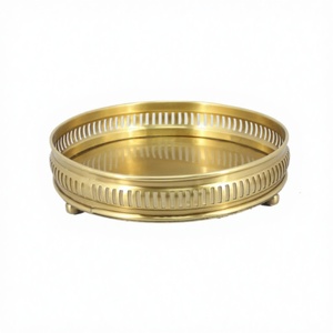 Plateau en laiton fabriqué à la main avec finition lisse, parfait pour les célébrations de Noël à la maison par Axiom Home Accents - Product Image 1