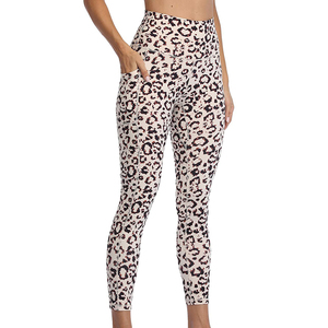 Leggings de Yoga Súper Suaves y Ligeras para Gimnasio, Leggings Deportivos de Cintura Alta con Compresión para Mujer, Venta al Por Mayor, Personalizables - Product Image 3