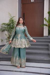 Conjunto de Salwar Kameez Tradicional Indio para Mujer, Adornado con Detalles Verdes, con Dupatta de Seda Fandy, para Bodas, Fiestas y Ocasiones Festivas - Product Image 2