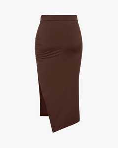 Jupe midi asymétrique plissée marron chocolat avec fente latérale - Product Image 3