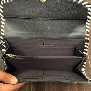 Nouveau design de luxe en cuir repoussé à la main Concho portefeuille pour femmes véritable peau de vache Style occidental nouveau design portefeuille multi-usages pochette - Product Image 6