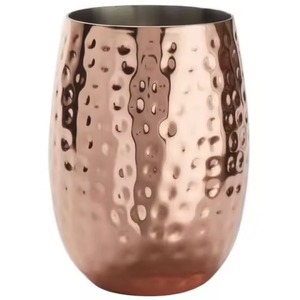 Verre en cuivre martelé de forme tonneau, design rond, en métal pur, pour bar, cocktails, eau ayurvédique et boisson saine - Product Image 1