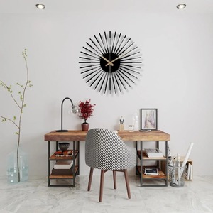 Horloge murale ronde noire élégante pour salon et couloir, crée un élément central saisissant et un style mural raffiné, en provenance d'Inde. - Product Image 5