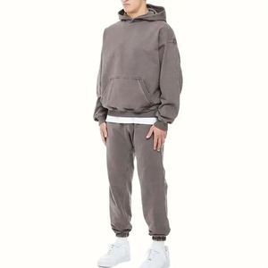 Nouveaux vêtements de sport en gros Concevez votre propre survêtement de sport Impression bouffante Ensemble de survêtements Impression bouffante Top vente - Product Image 1