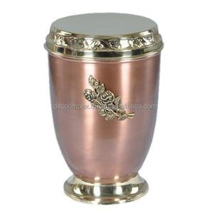 Meilleure qualité urnes de crémation pour cendres conception de fleurs urnes de crémation faites à la main pour cendres souvenir de pot funéraire fait à la main - Product Image 1