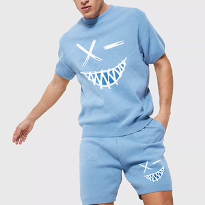 Conjunto de camisa de manga corta estampada y pantalones cortos de color sólido para hombre, ideal para vacaciones, en oferta. - Product Image 4